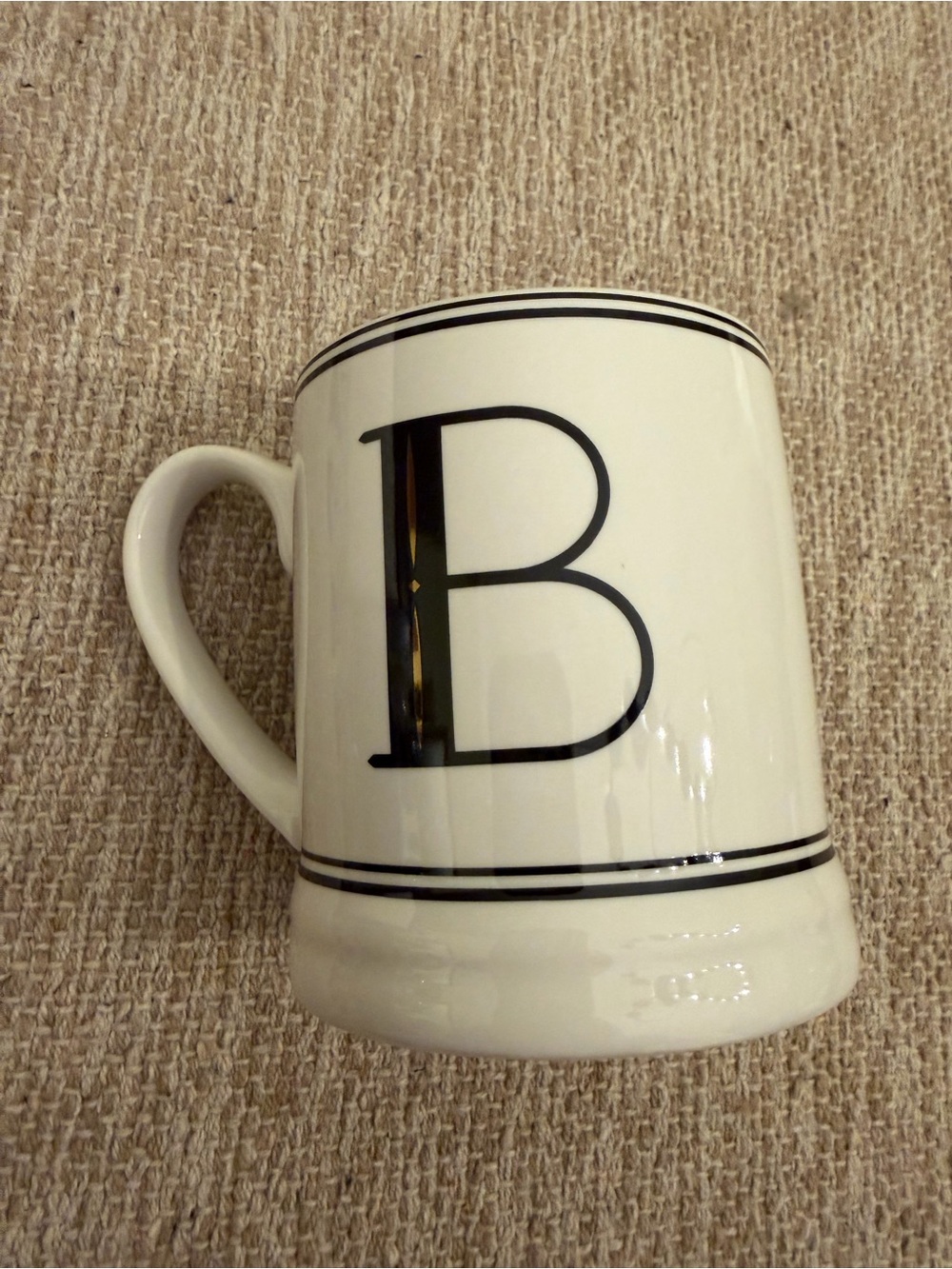 Threshold Mug Monogram ‘B’ - Picture 4 of 4